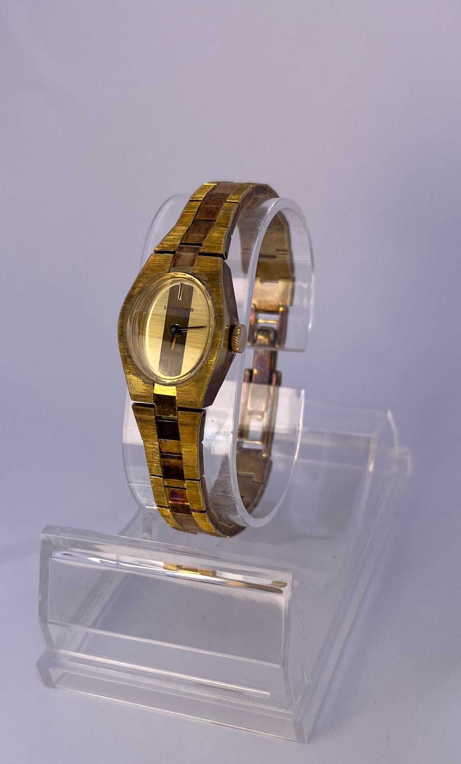 LONGINES